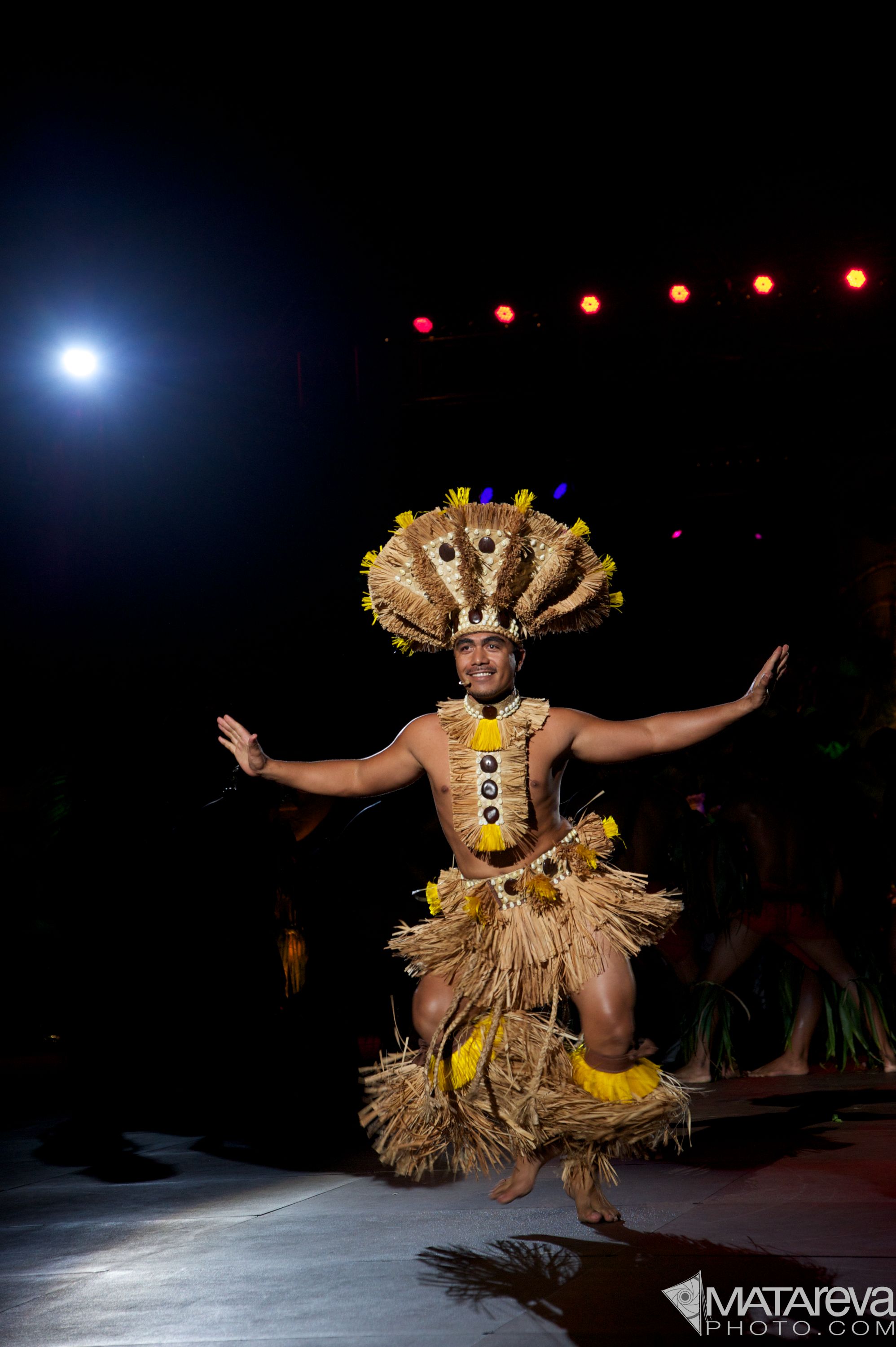 Heiva2012-puputuhaapae-danse-009