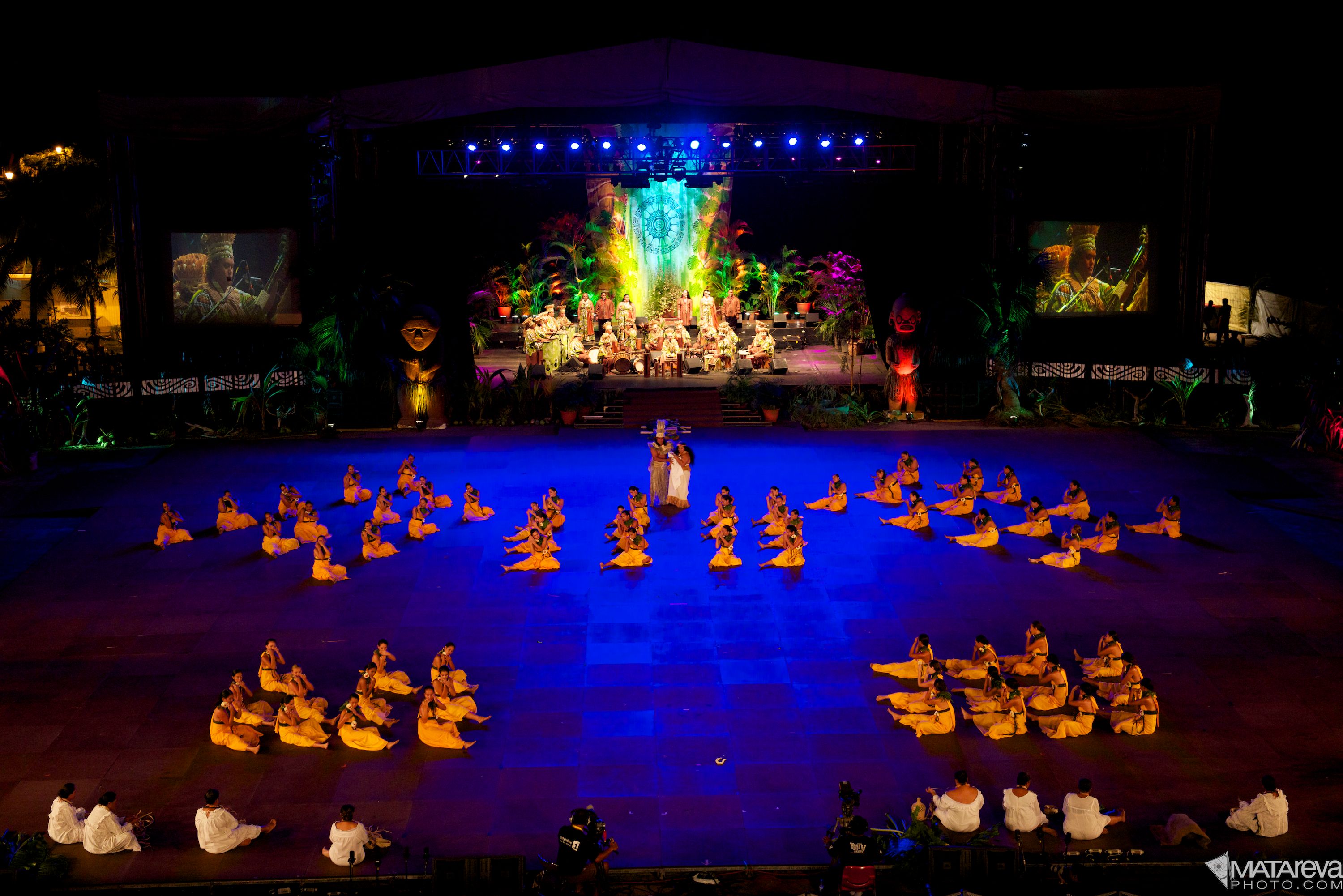 Heiva2012-puputuhaapae-danse-148