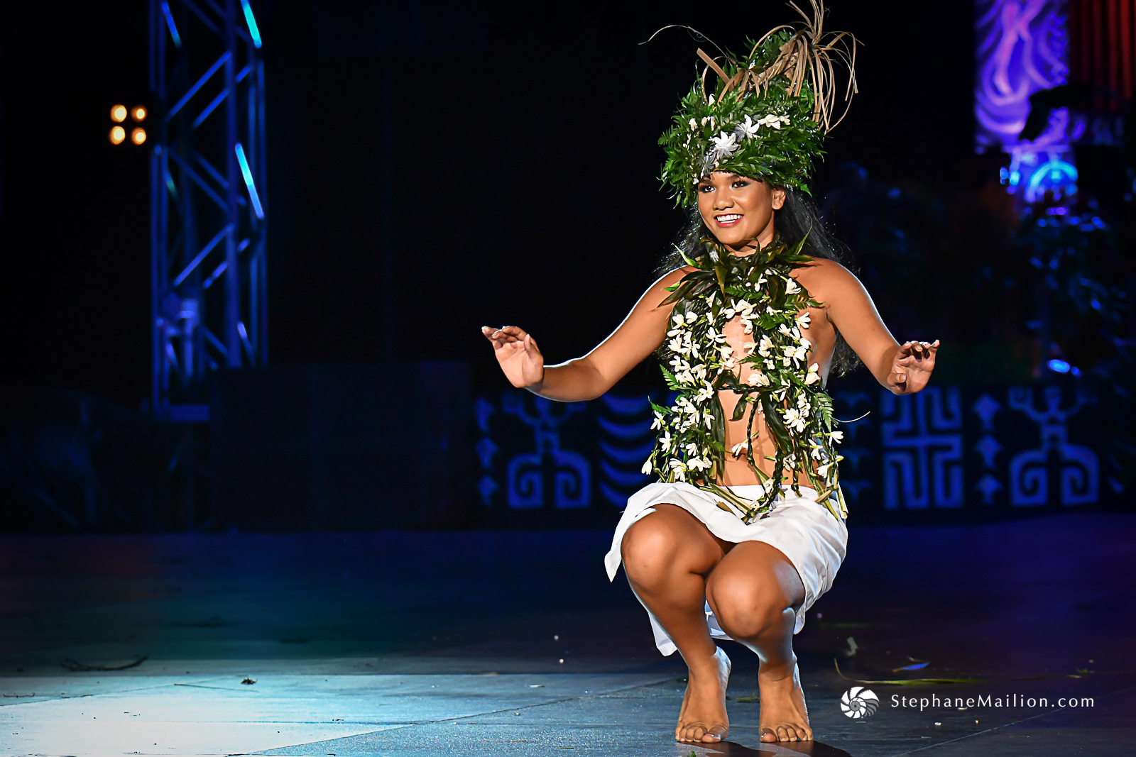 HURA TAHITI NUI SMAILION-19